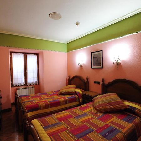 Hotel Rural Bereau เลเซกา ภายนอก รูปภาพ