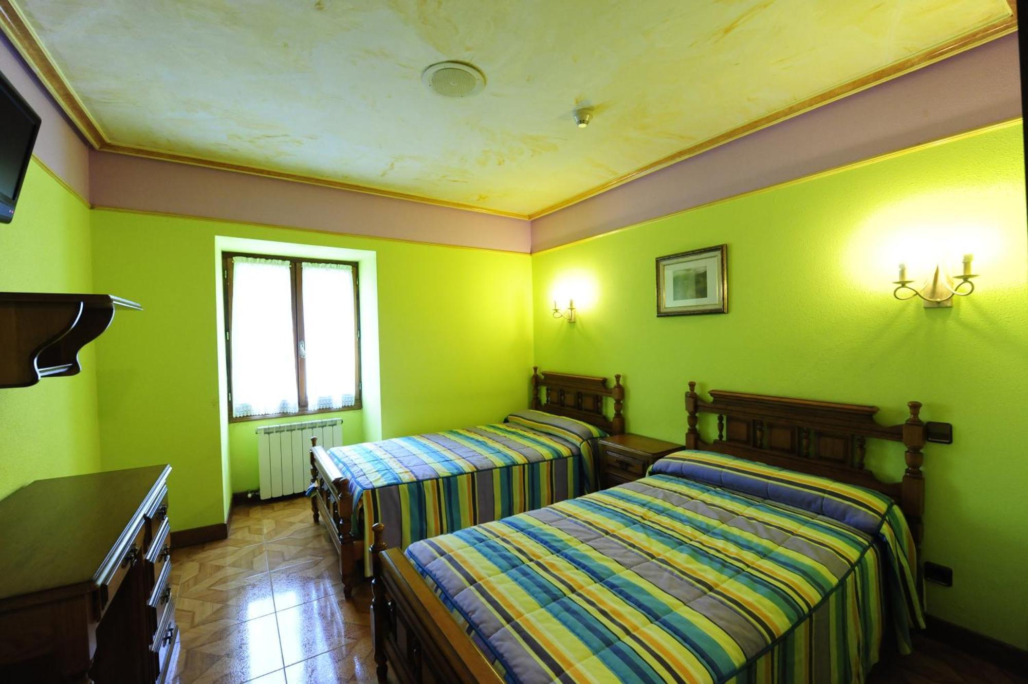 Hotel Rural Bereau เลเซกา ภายนอก รูปภาพ