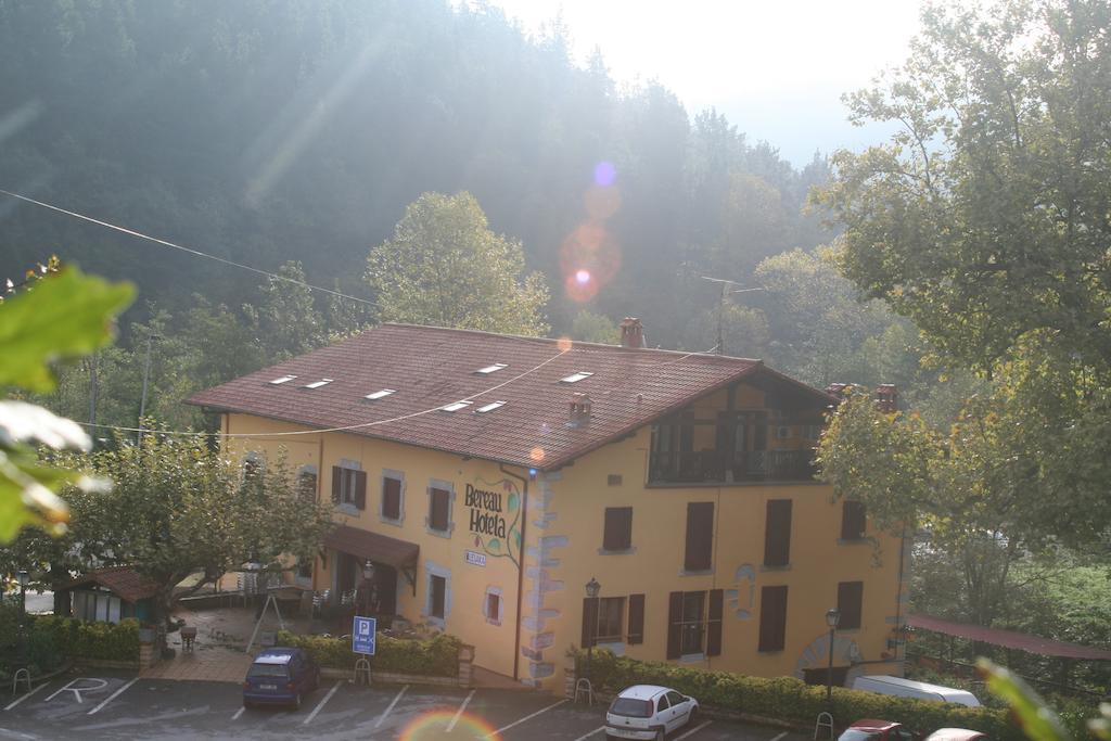 Hotel Rural Bereau เลเซกา ภายนอก รูปภาพ